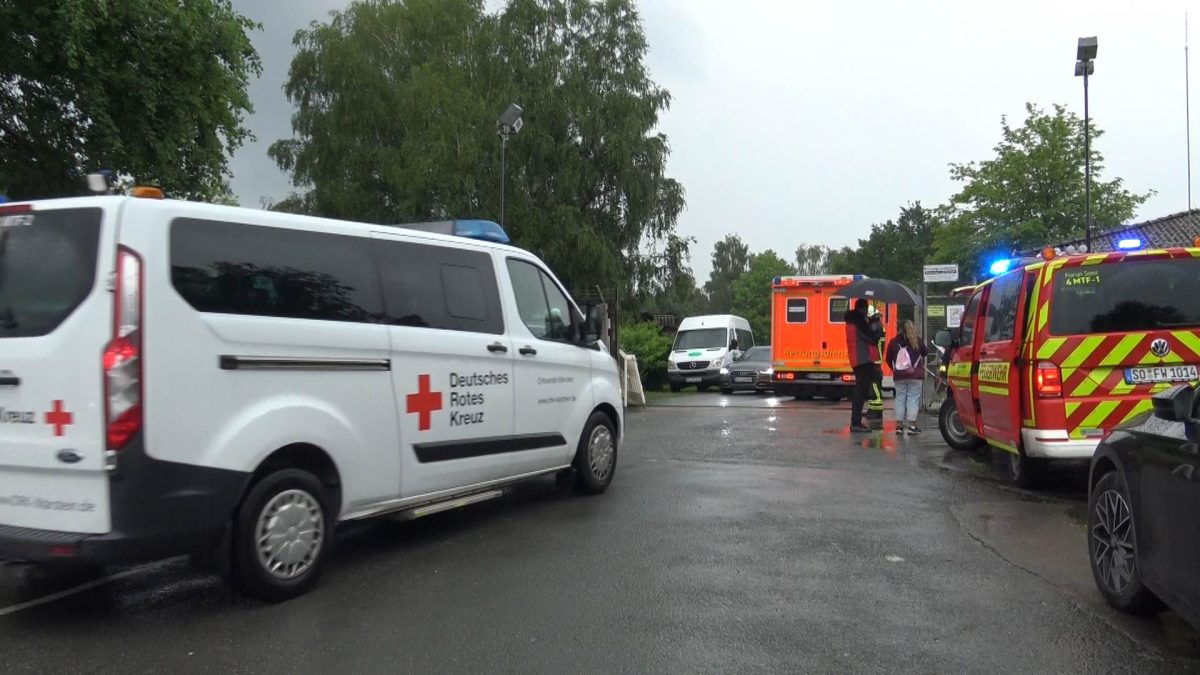 Unwetter in NRW: Blitzeinschläge auf Camping-Freizeit! 38 Menschen im Krankenhaus