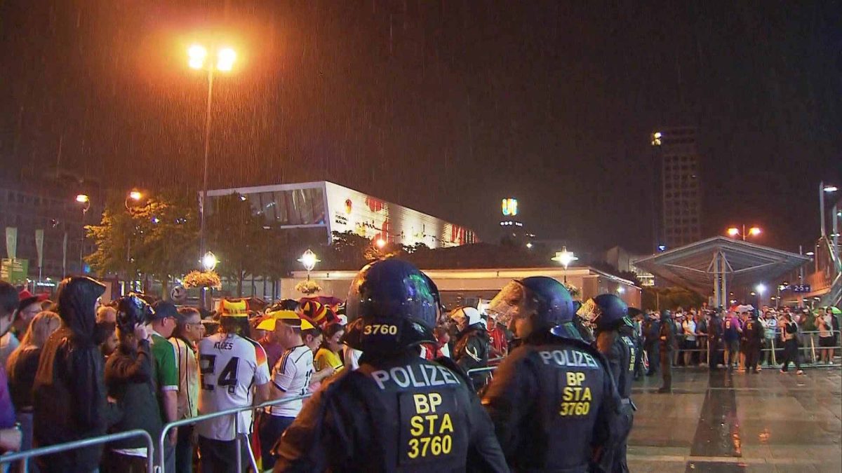 In Dortmund führte die Evakuierung zu Kritik.