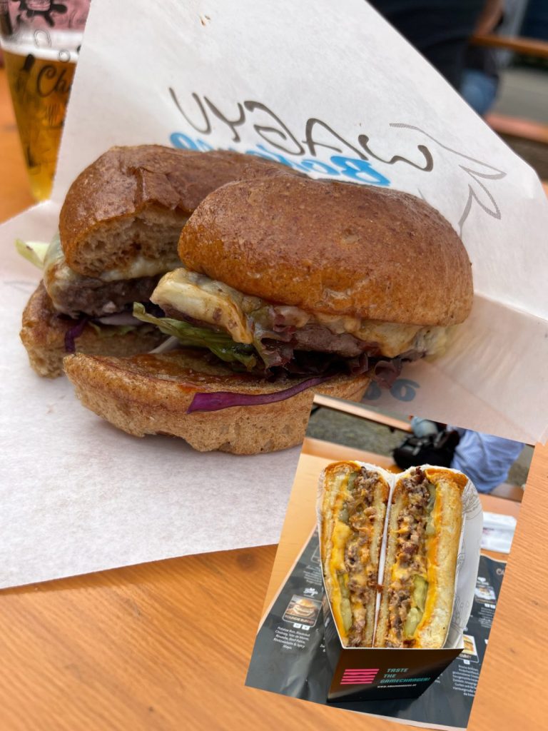 Groß zu sehen: „Just Wagyu“-Burger Im Ausschnitt: „Patty Melt“-Burger