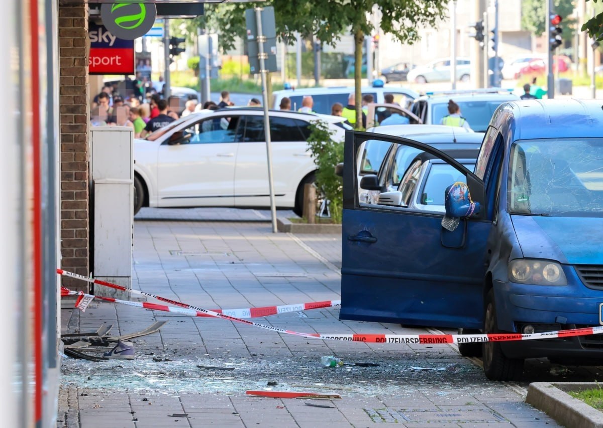 Solingen (NRW): Heftige Explosion! Ein Toter, vier Verletzte – Tatverdächtiger identifiziert