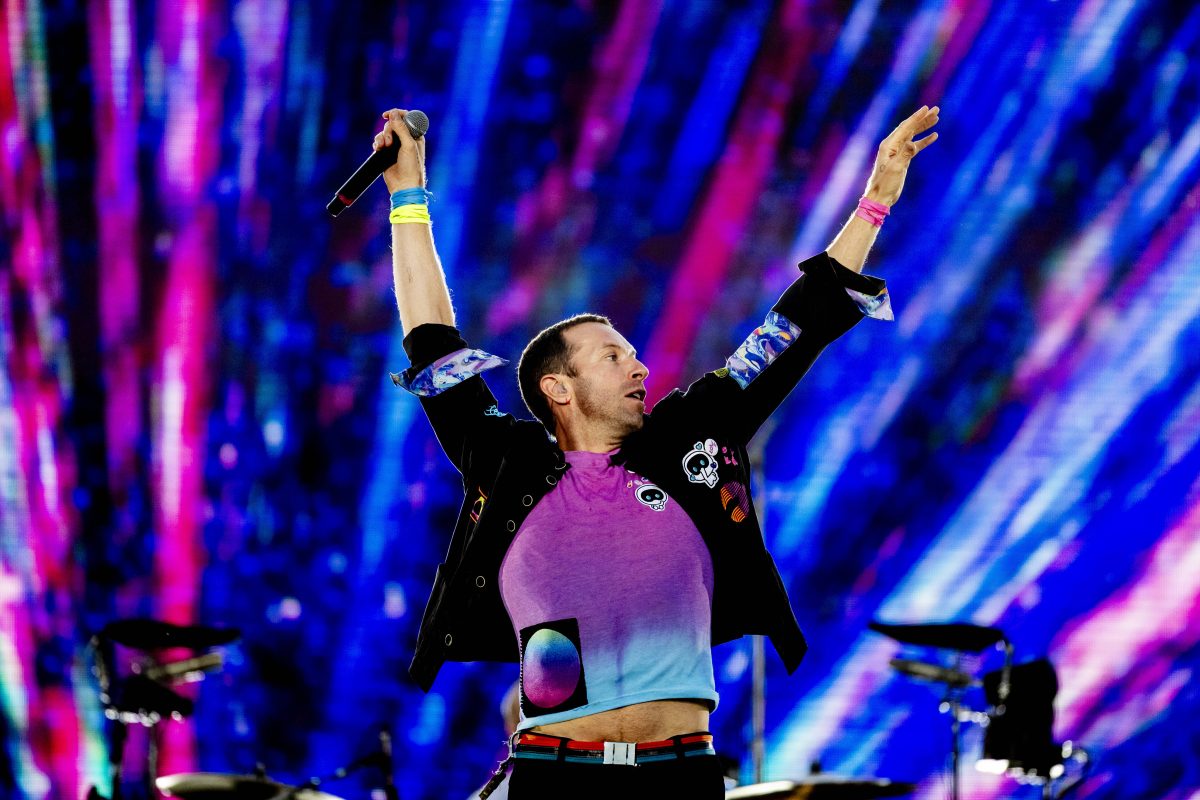 Coldplay: Chris Martin sieht Fan im Publikum – und handelt sofort