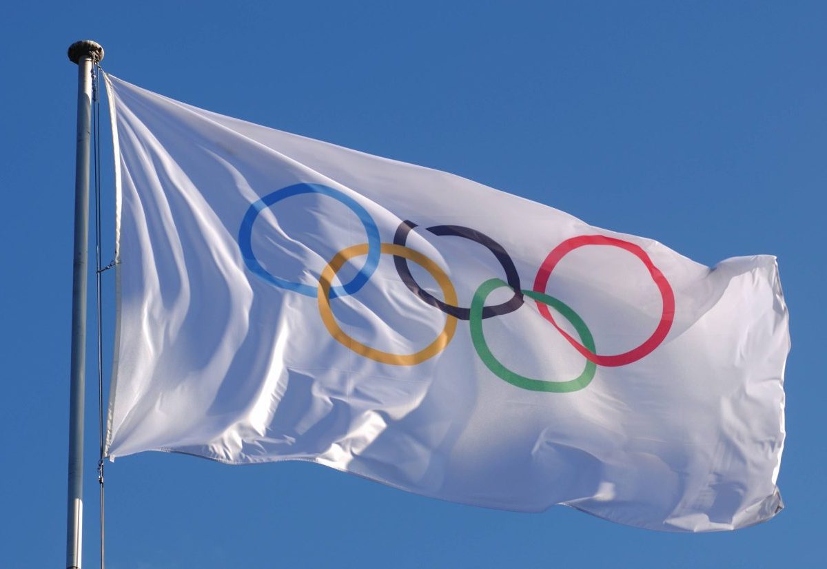 Olympische Flagge: Bedeutung der Ringe und Farben