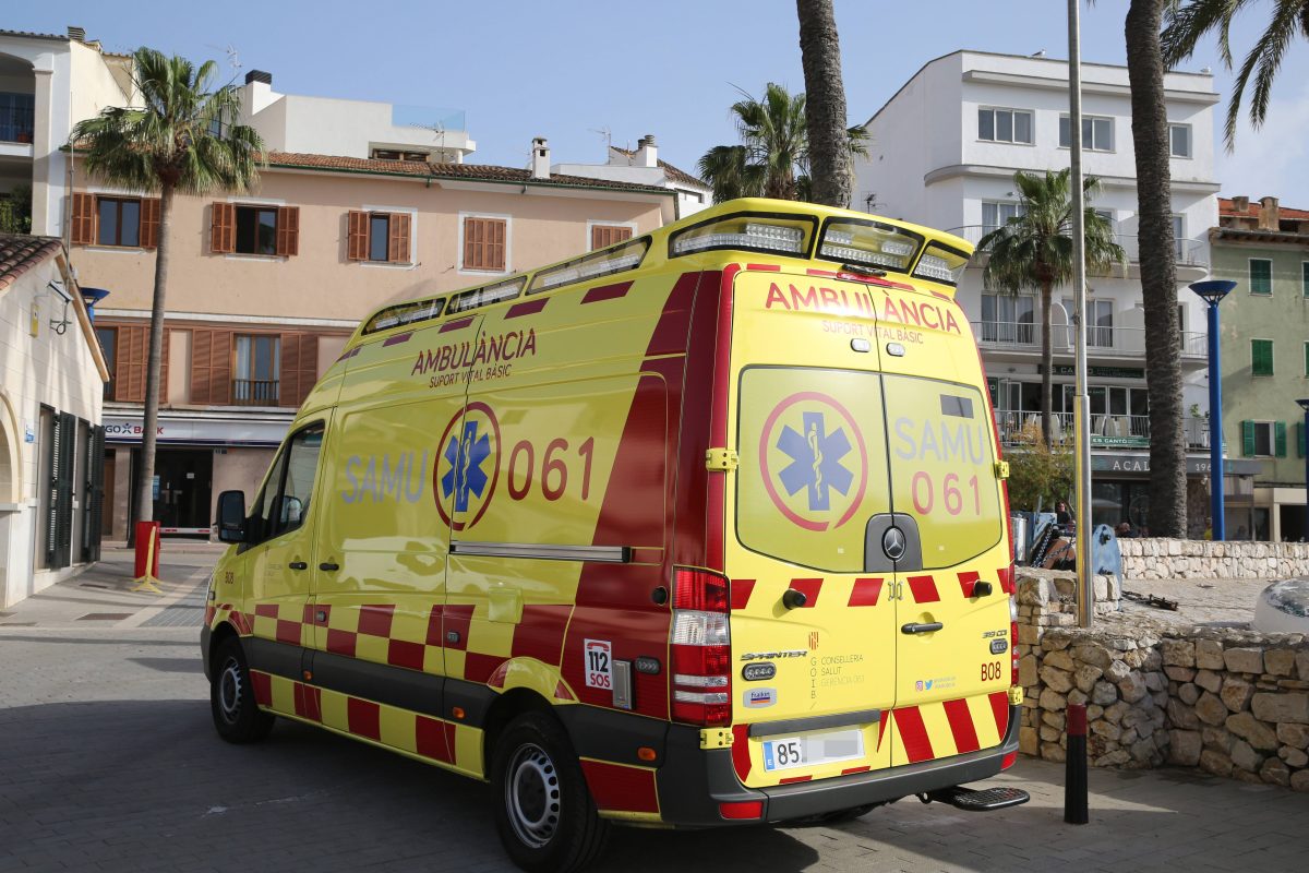 Urlaub auf Mallorca: Tourist stürzt von Balkon