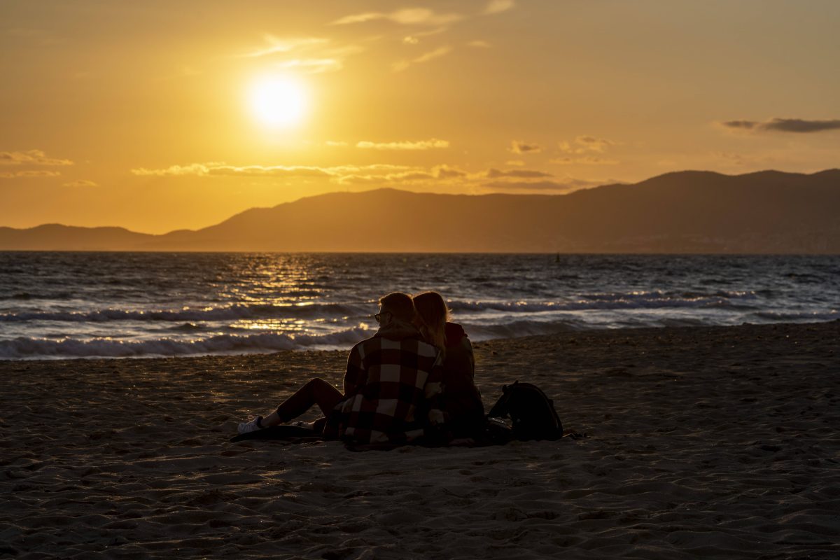 Mallorca: Familienvater erwischt Pärchen beim Sex am Strand – die Reaktion schockiert ihn