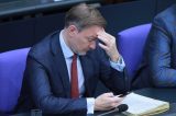 Finanzminister Christian Lindner plant sich mit Steuer-Ideen herum.