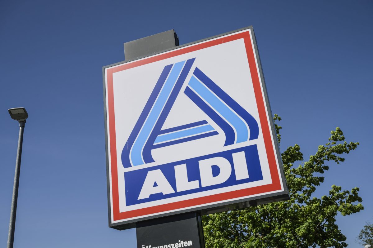 Aldi: Discounter kann es nicht lassen – SIE bekommen ihr Fett weg