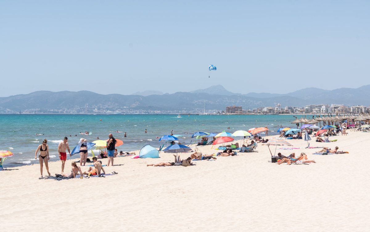 Urlaub auf Mallorca: Dreiste Touristen erlauben sich fiese Masche am Strand – „Egoistisch“