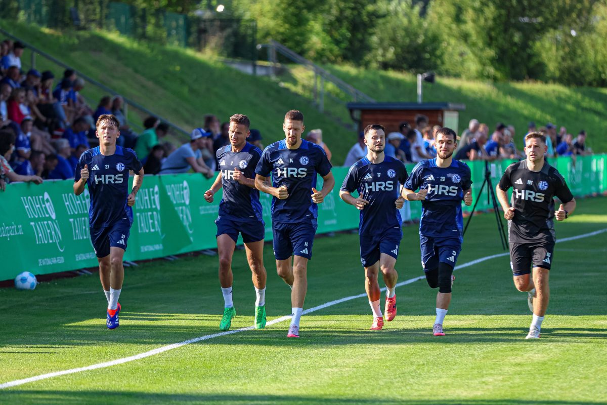 Er ist erst seit wenigen Wochen beim FC Schalke 04, jetzt spricht er über seinen Wechsel. Seine Aussagen sprechen für sich.