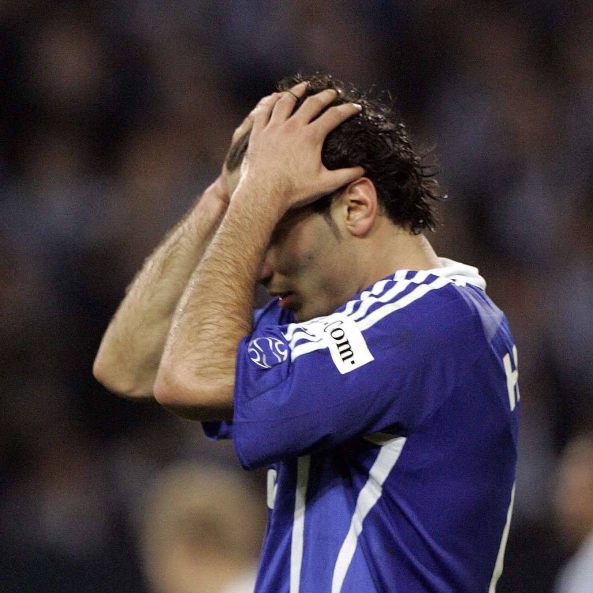 Schock für Schalke-Fanliebling! Ex-Star verliert plötzlich seinen Job