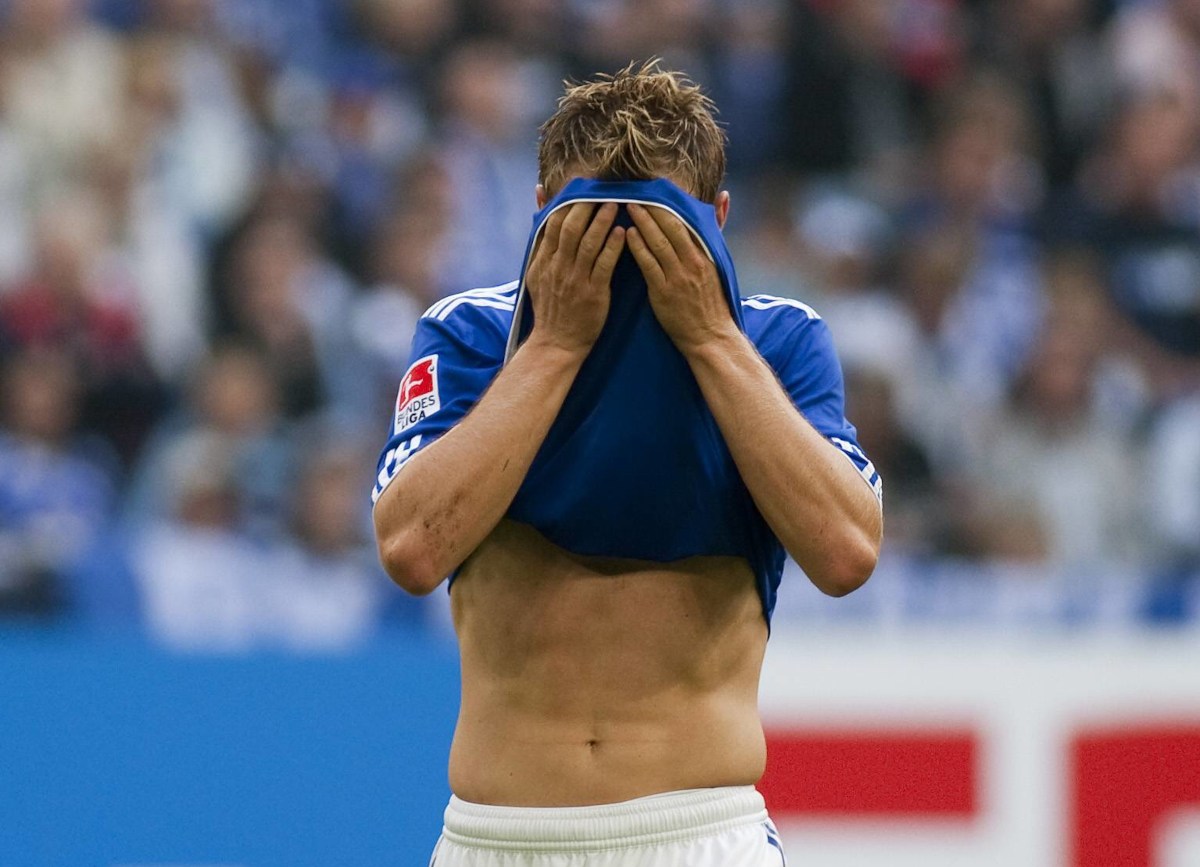Ex-Schalke-Star ergreift die Flucht – dieser Plan ist krachend gescheitert