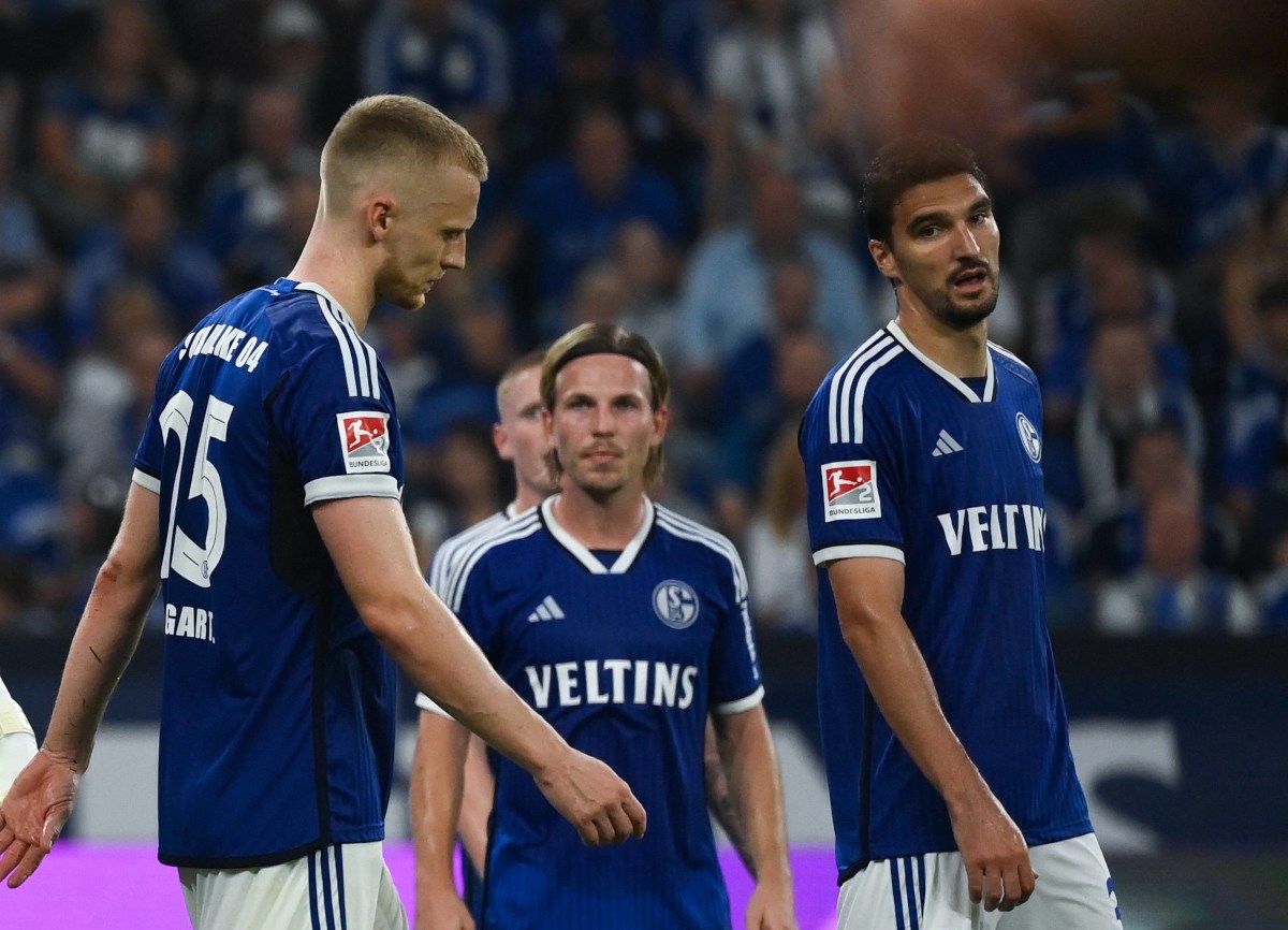 FC Schalke 04: Entscheidung getroffen – Wechsel-Kandidat abgereist!