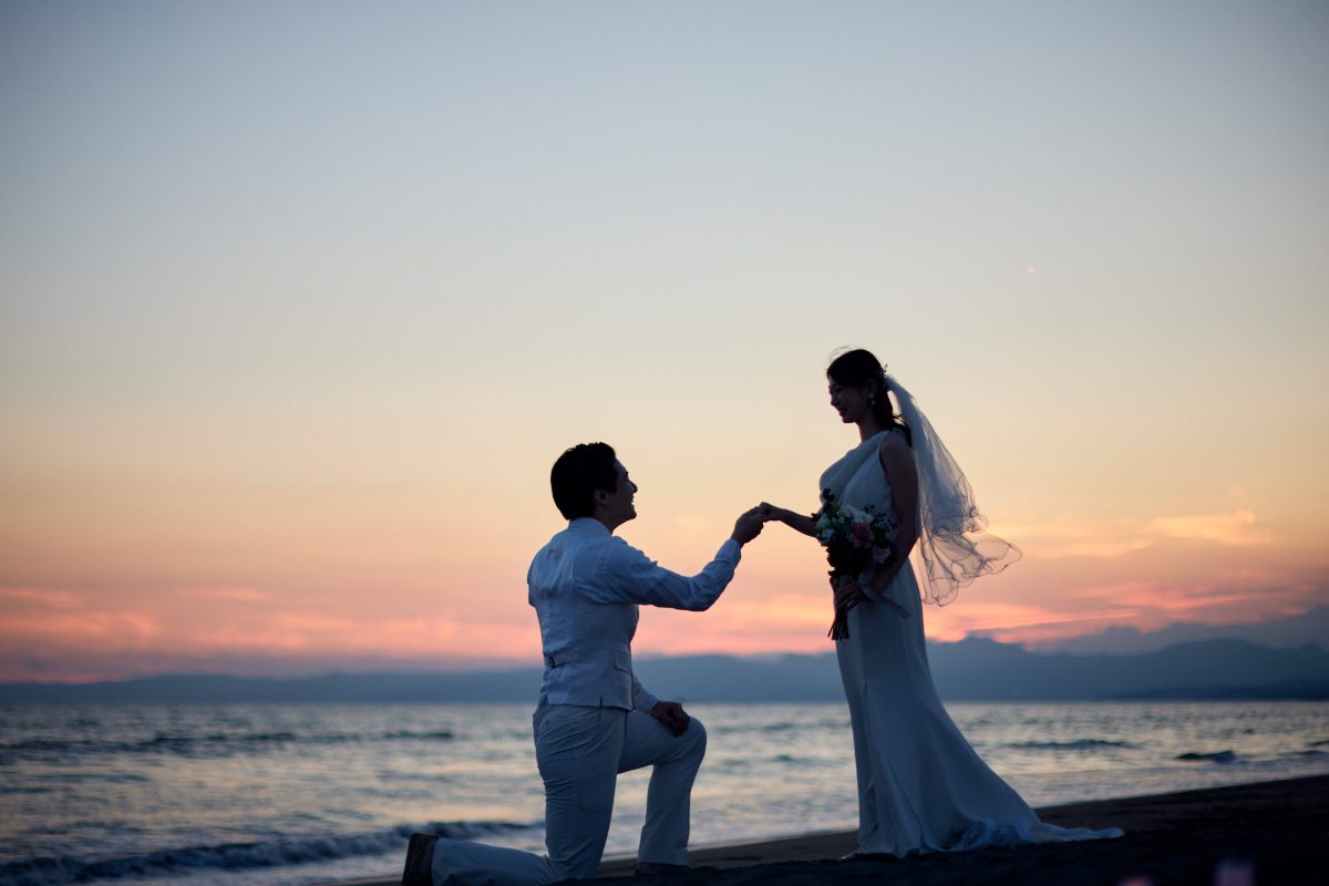 Hochzeit in NRW: Dieses Pärchen rührt schon mit seiner Verlobung zu Tränen! (Symbolfoto)