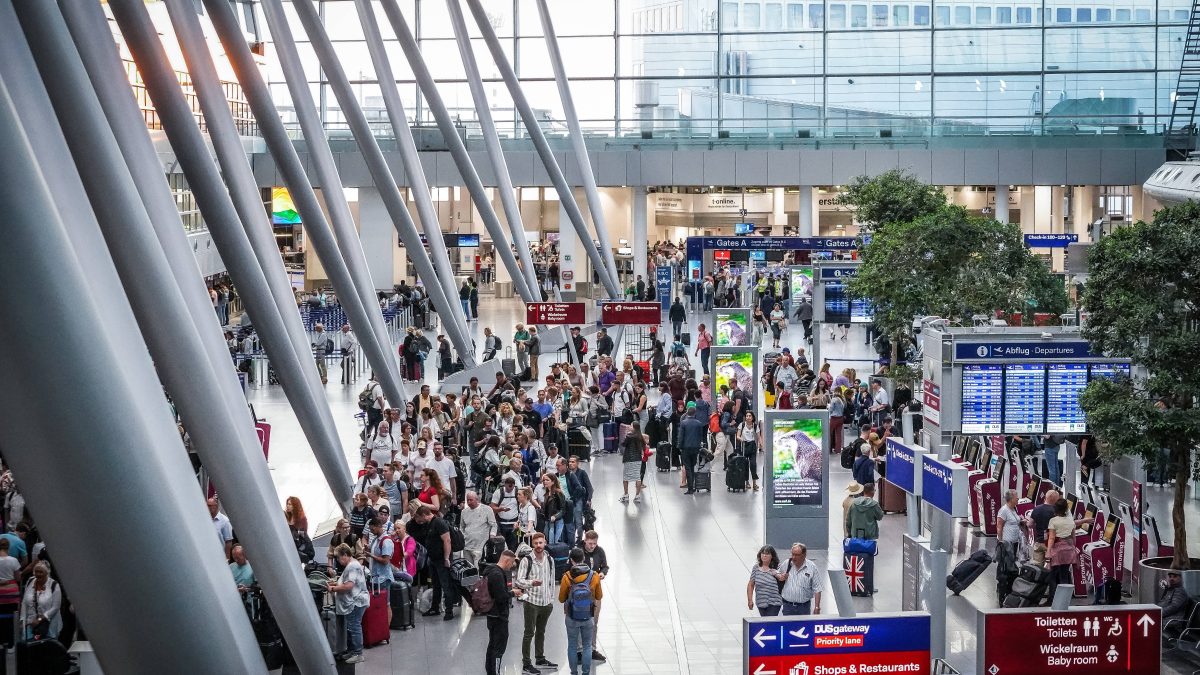 Flughafen Düsseldorf: Zeitstress am Gate? Airport teilt Geheimtipp