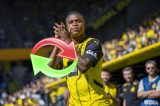 Scheitert auch der nächste Transfer von Youssoufa Moukoko? Borussia Dortmund bleibt hart, der Poker um das Top-Talent wird immer schwieriger.