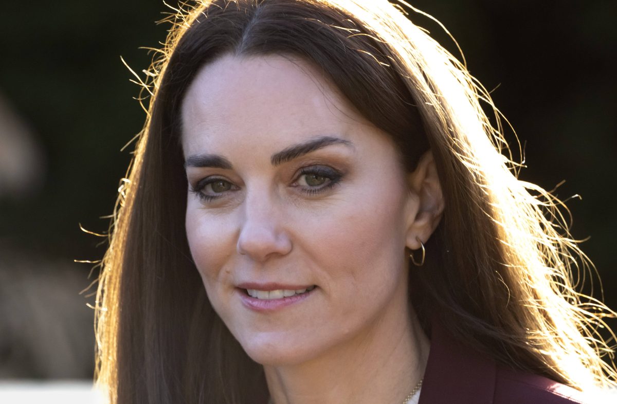 Kate Middleton hat ihre Chemotherapie beendet. Doch wirft ein Detail fragen auf: Warum hat Kate trotz Chemo noch ihre schönen Haare?