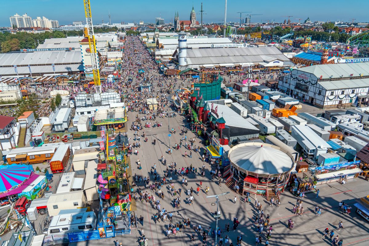 Oktoberfest 2024 Besucher wollen Unterkunft buchen unfassbare Preise