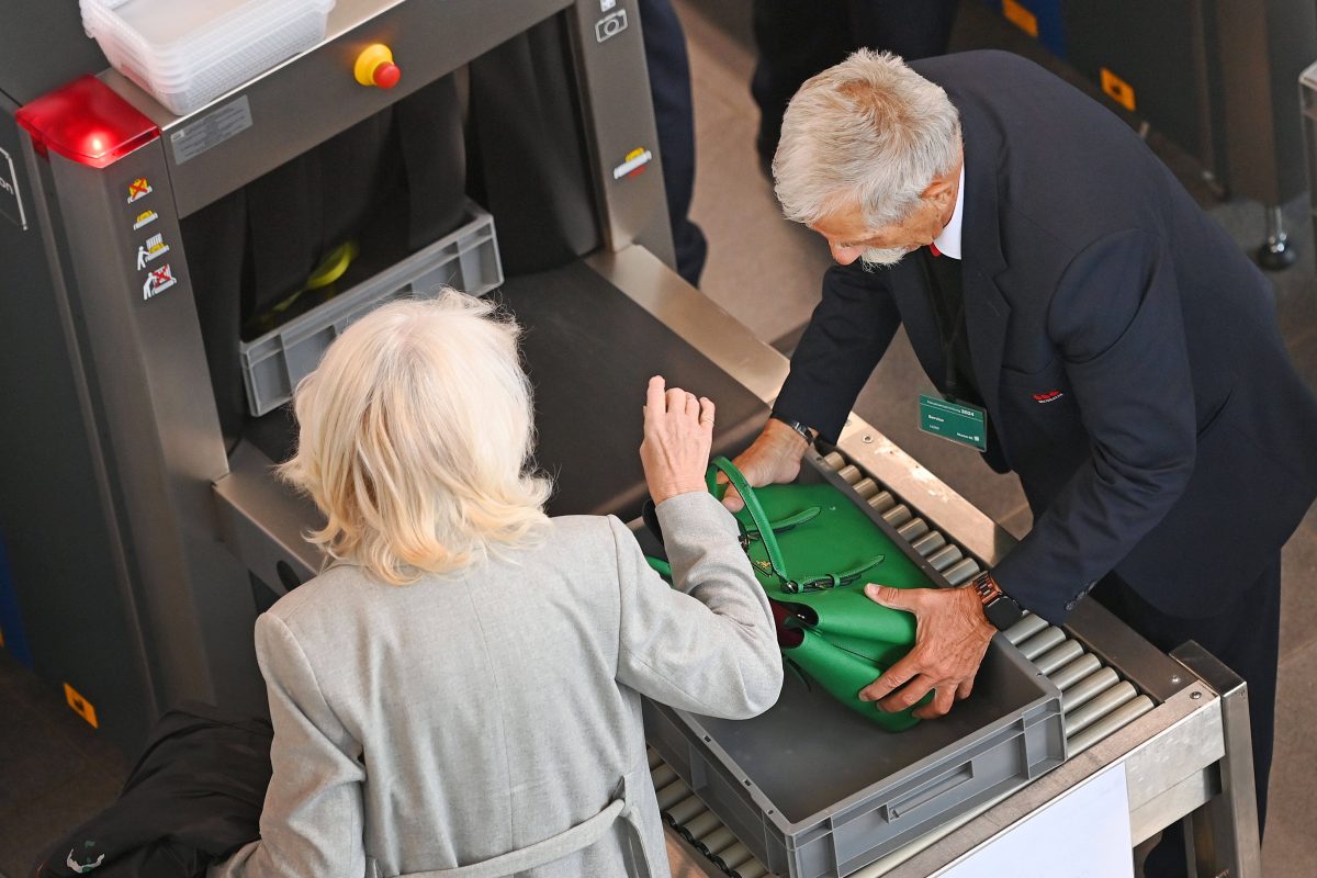 Flughafen Köln/Bonn: Nach Unterwäsche-Vorfall kommt DAS ans Licht.