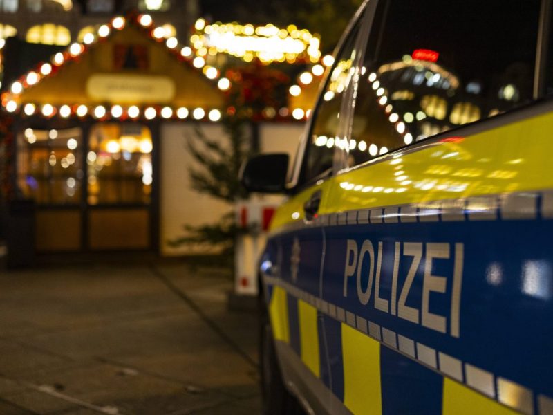 Weihnachtsmarkt Dortmund erst wenige Tage geöffnet – schon muss die Polizei eingreifen