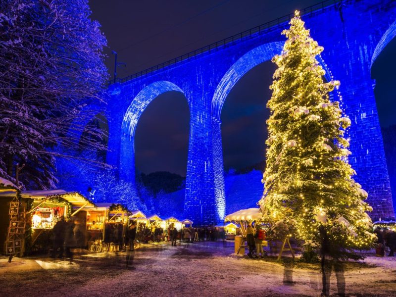 Weihnachtsmarkt lässt Besucher nicht mehr rein – „Schlägt dem Glühweinfass den Boden aus“