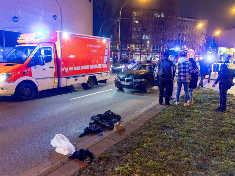 Limbecker Platz in Essen: Furchtbares Unglück – junge Frau in Lebensgefahr