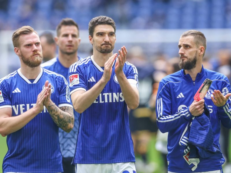 FC Schalke 04: Nächster Abgang? Klub nimmt aussortierten S04-Star ins Visier