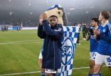 Moussa Sylla avanciert beim FC Schalke 04 immer mehr zum Publikumsliebling. Jetzt gibt es Grund zum Feiern für den Angreifer.