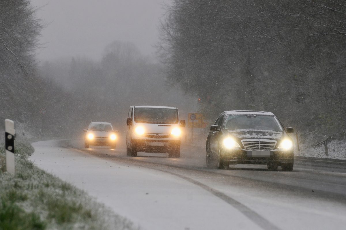 wetter-in-nrw-rauscht-komplett-ab-pl-tzlich-kracht-es-gewaltig