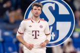 Thomas Müller spricht den Fans des FC Schalke 04 aus der Seele.