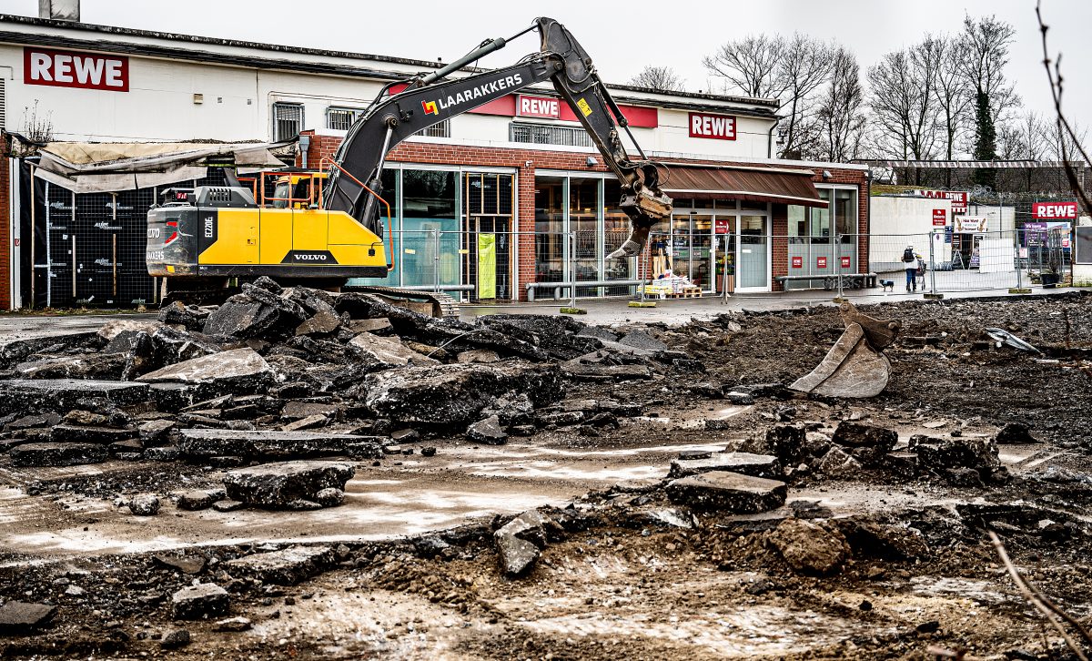 Rewe in MÃ¼lheim erÃ¶ffnet neu. Kunden sind erstaunt.