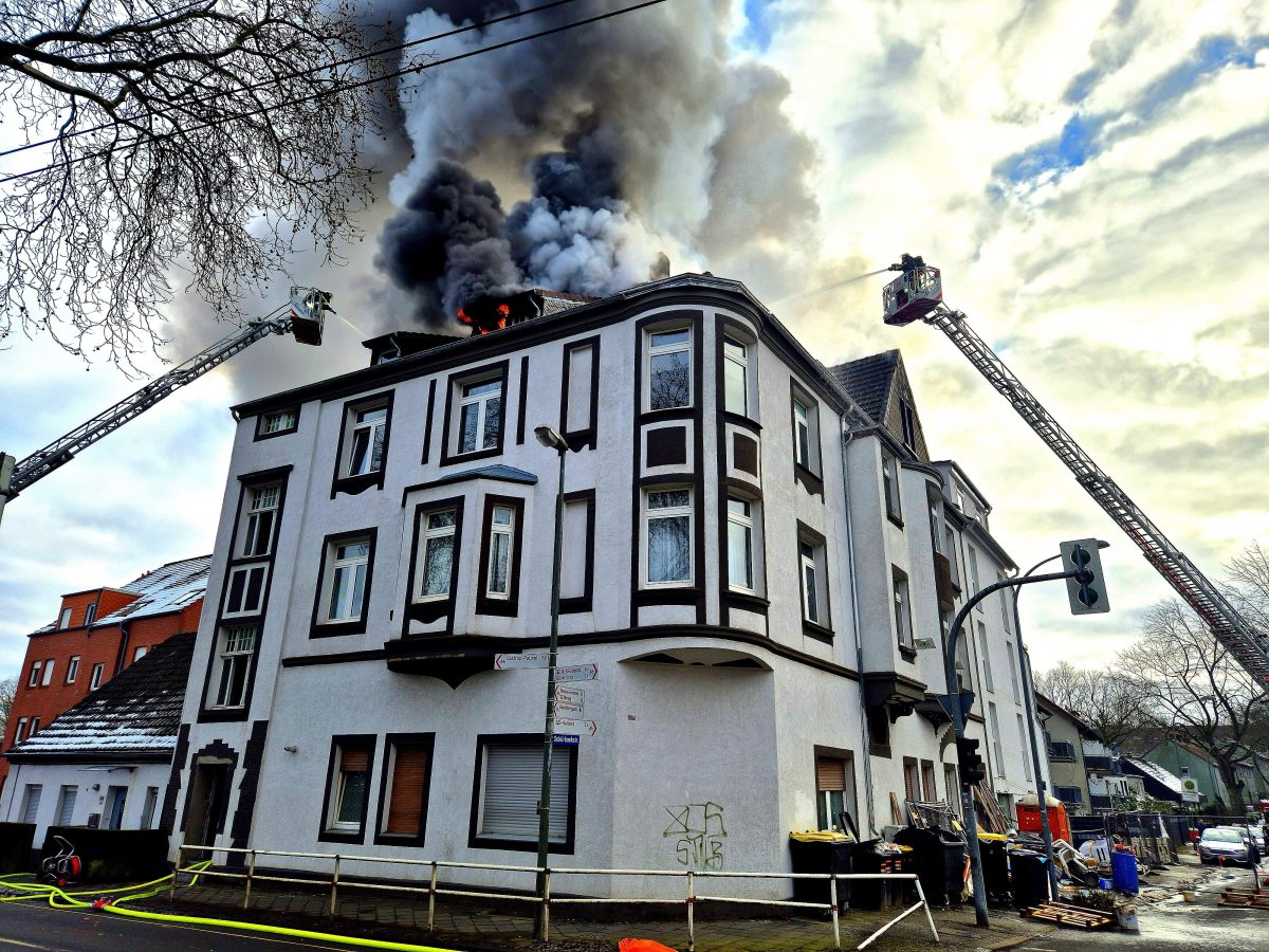 Dachstuhlbrand in Bochum-Gerthe