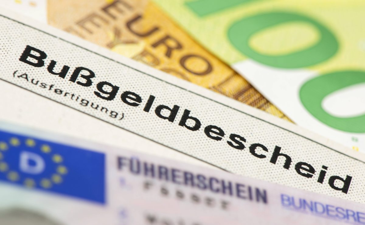 Autofahrer kann Bußgeld treffen – obwohl sie gar nicht am Steuer sitzen!