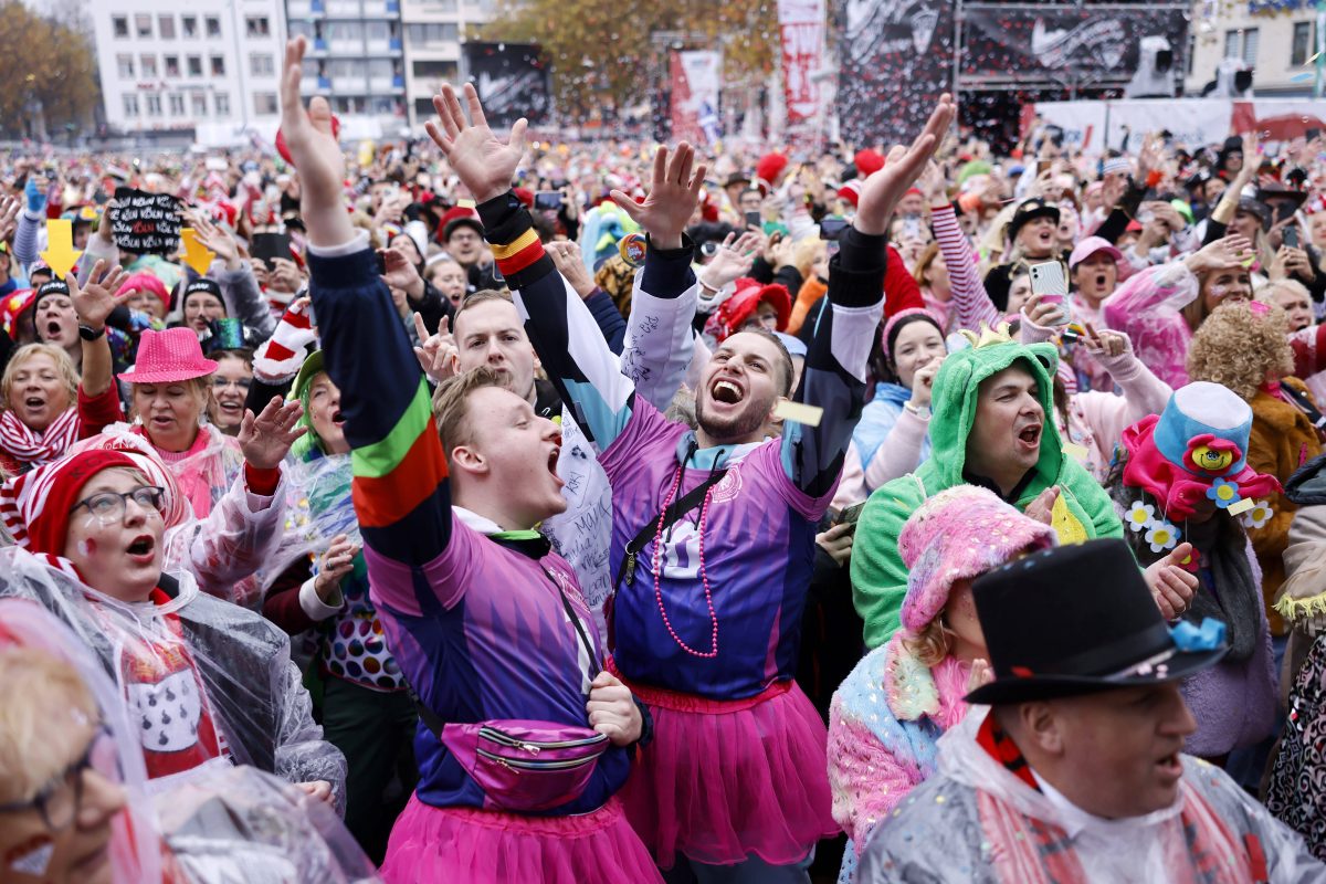 Karneval 2025: Kult-Kneipen in Köln– Ticket-Preise & Adressen im Überblick