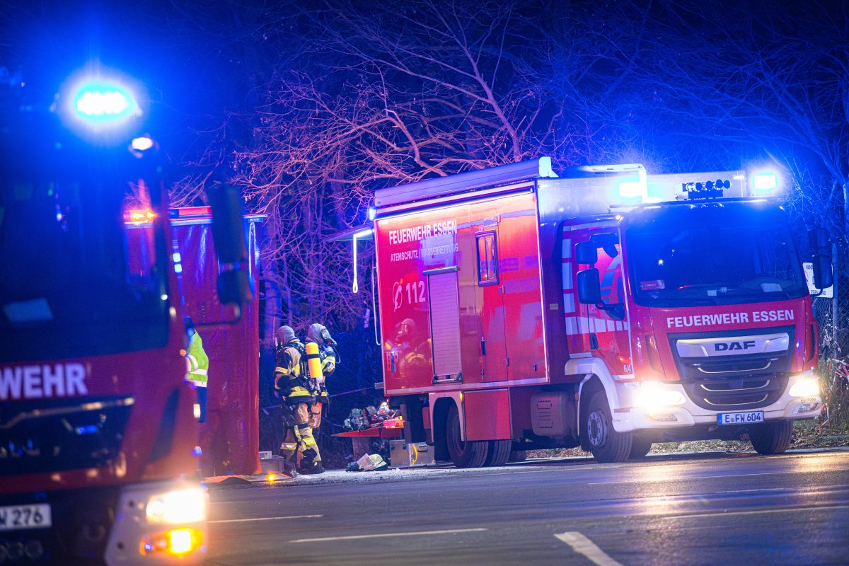 essener-stadtteil-stinkt-zum-himmel-hier-findet-feuerwehr-die-ekel-quelle