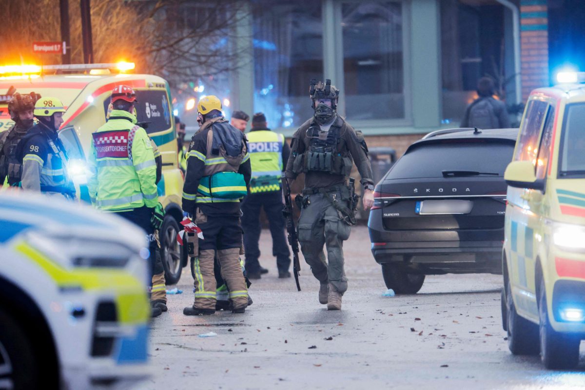 Schweden: Schüsse an Schule in Örebro ++ Mindestens 10 Tote ++ Polizei durchsucht Wohnung