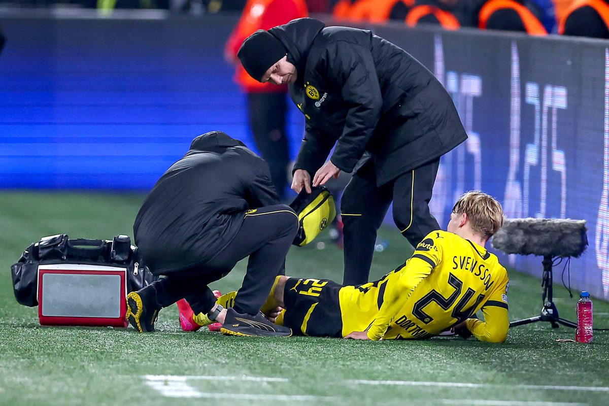 Schrecksekunde fÃ¼r Borussia Dortmund! Im Spiel BVB - Lille musste ein Star verletzt runter. Droht ein lÃ¤ngerer Ausfall?