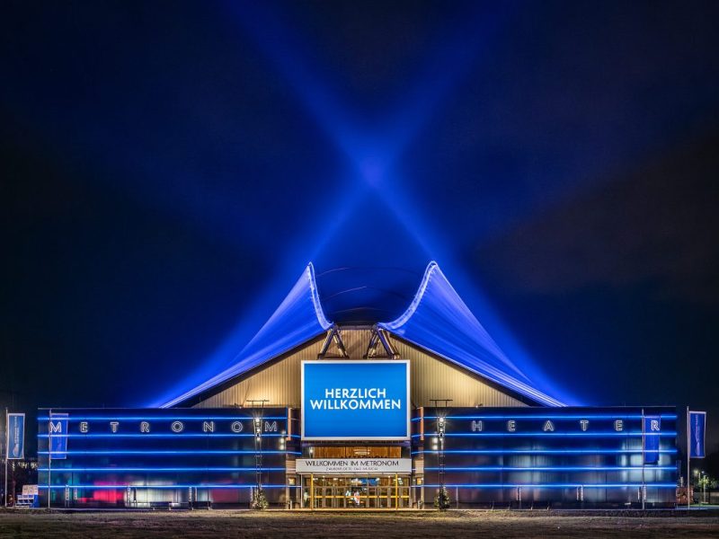 Metronom-Theater Oberhausen lÃ¤sst die Bombe platzen â€“ Fans fallen aus allen Wolken