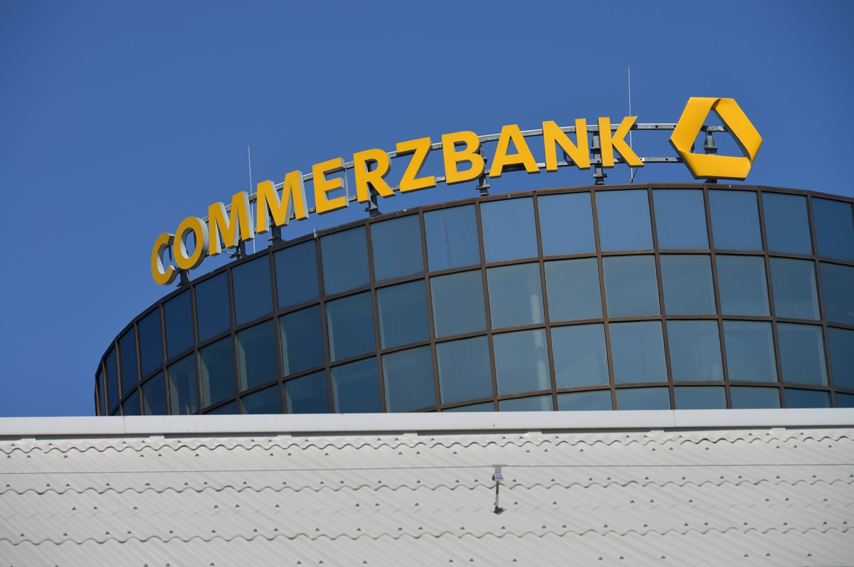 Commerzbank macht Ernst – plötzlich werden Kunden zur Kasse gebeten