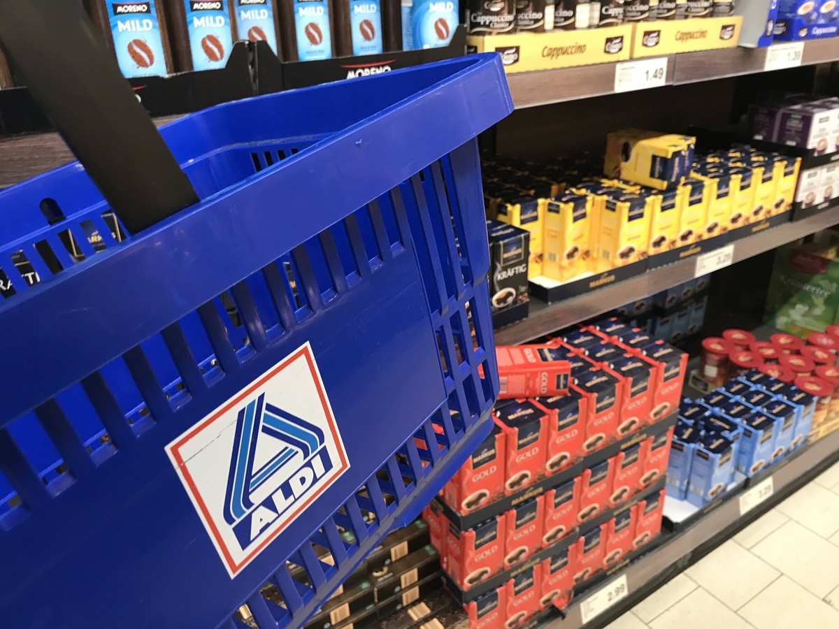 Aldi: Schon zum zweiten Mal – Discounter zieht Kaffeepreis ordentlich an