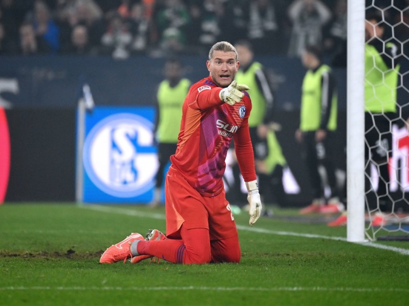 FC Schalke 04: Torwart-Diskussion geht weiter â€“ Karius im Sommer bei DIESEM Angebot weg?