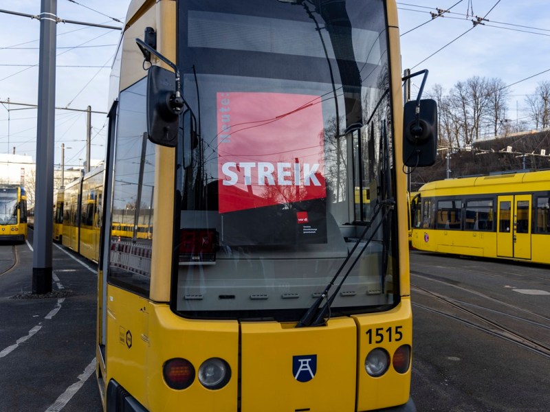 Ruhrbahn-Streik in Essen: Was verdient eigentlich ein StraÃŸenbahn-Fahrer?